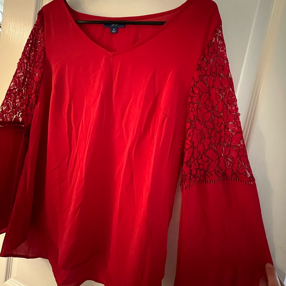 Women’s blouse